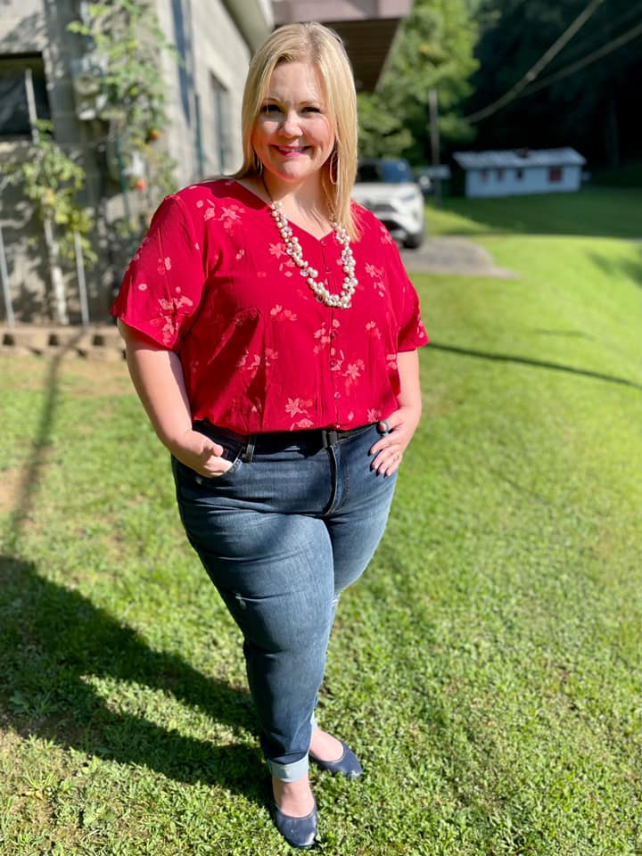 SHANNAH V-NECK BUTTON DOWN - RED FLORAL