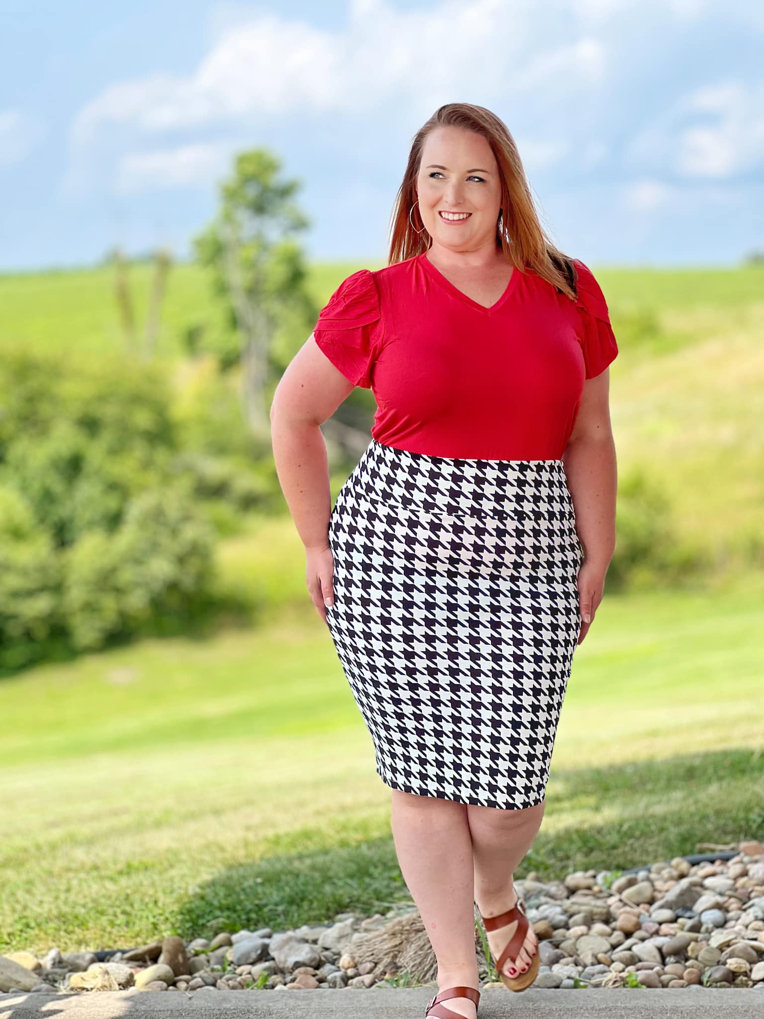 CASSIE PENCIL SKIRT - HOUNDSTOOTH